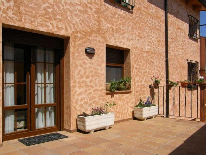 Casa Rural Patino Pensionat Quintanas de Gormaz Exteriör bild
