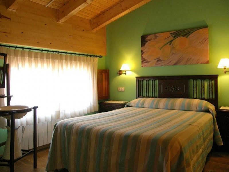 Casa Rural Patino Pensionat Quintanas de Gormaz Exteriör bild