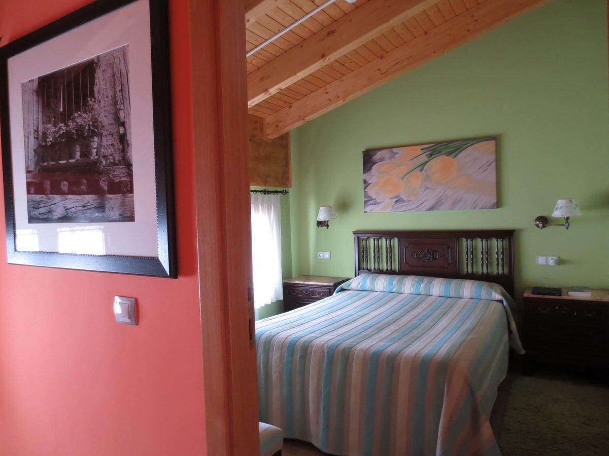 Casa Rural Patino Pensionat Quintanas de Gormaz Exteriör bild
